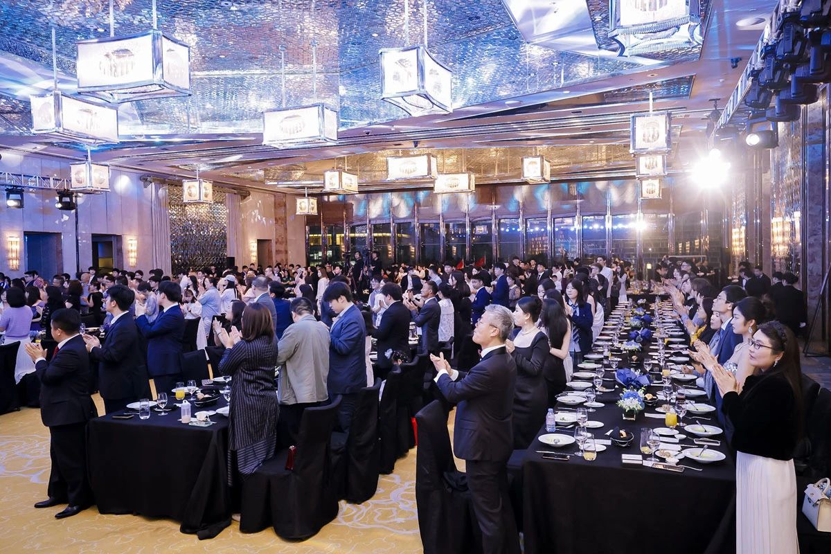 2024上海新纪元双语学校毕业典礼